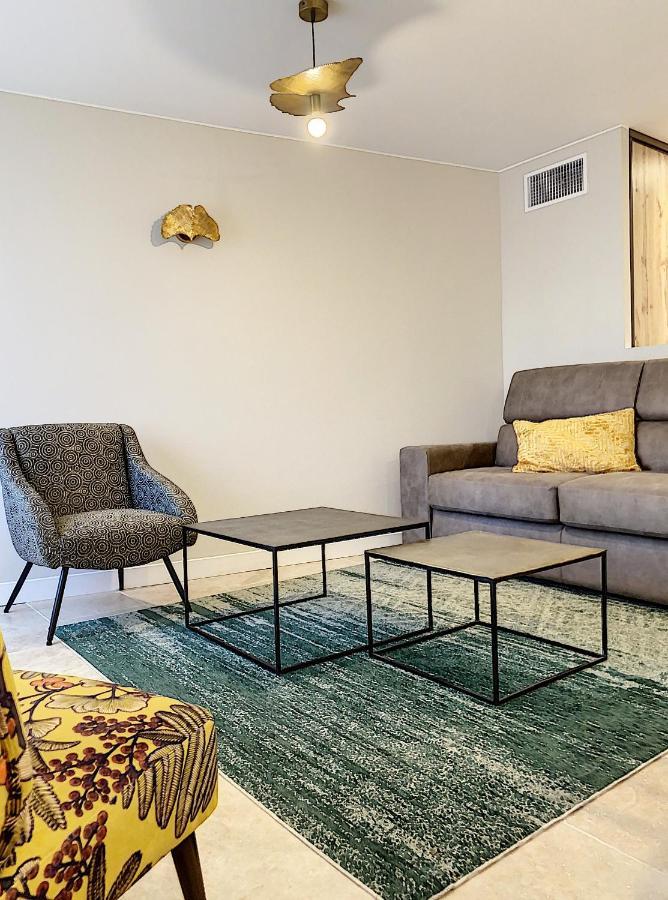 Les Estrelles Apartment